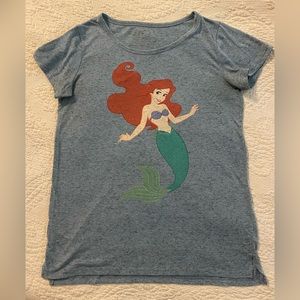Adult medium Ariel tshirt